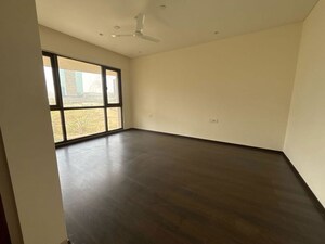 Room in 4 BHK Apartment at Panchshil Eon Waterfront II, Kharadi – for Rent