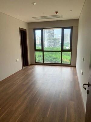 Room in 4 BHK Apartment at Panchshil Eon Waterfront II, Kharadi – for Rent