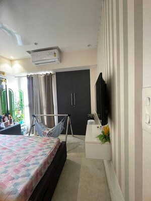 Bedroom in 2 BHK Apartment at Lodha Amara New Tower, Kolshet Road – for Sale