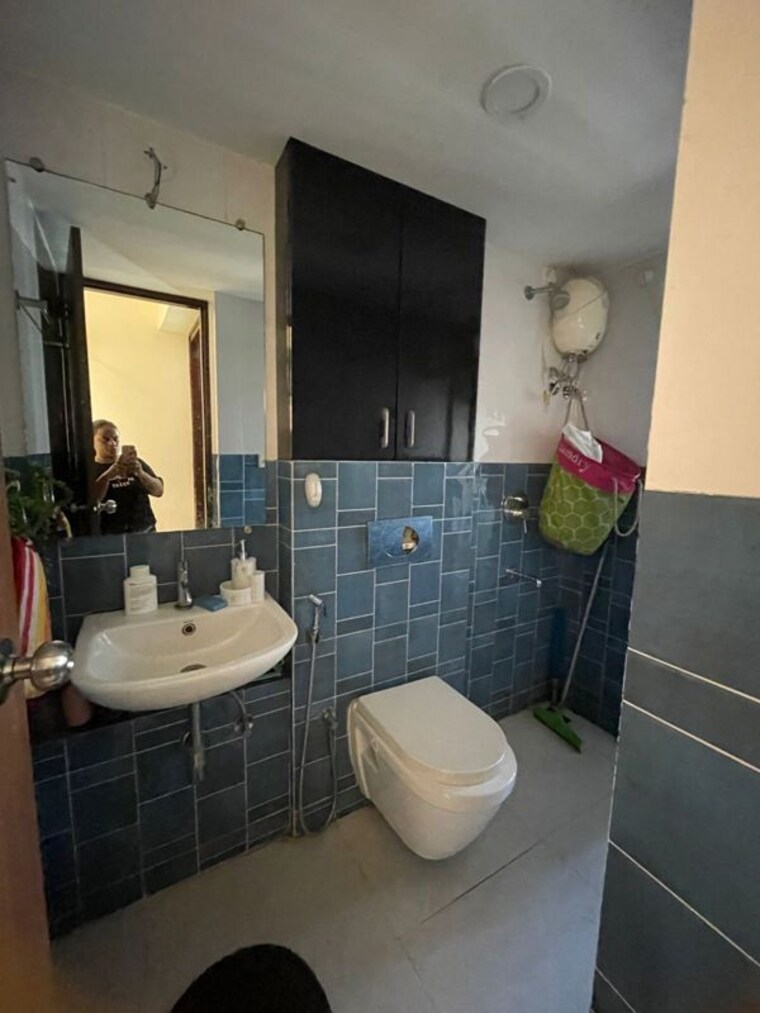 Bathroom, lodha-amara-new-tower 2 Bedroom 655 Sq.Ft. Apartment In Kolshet Road Thane 10323175