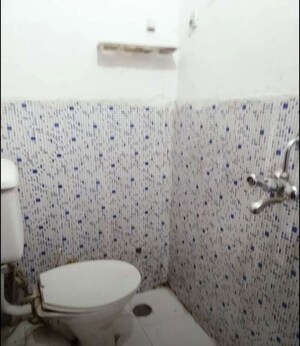 Bathroom in 2 BHK Builder Floor at Sector 20 – for Rent