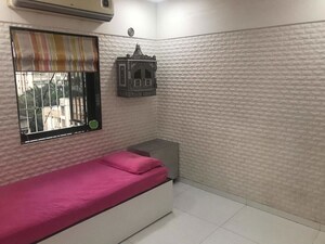 Bedroom in 2 BHK Apartment at Gold Coin Apartment, Borivali West – for Rent