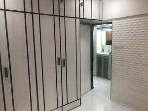 Room in 2 BHK Apartment at Gold Coin Apartment, Borivali West – for Rent