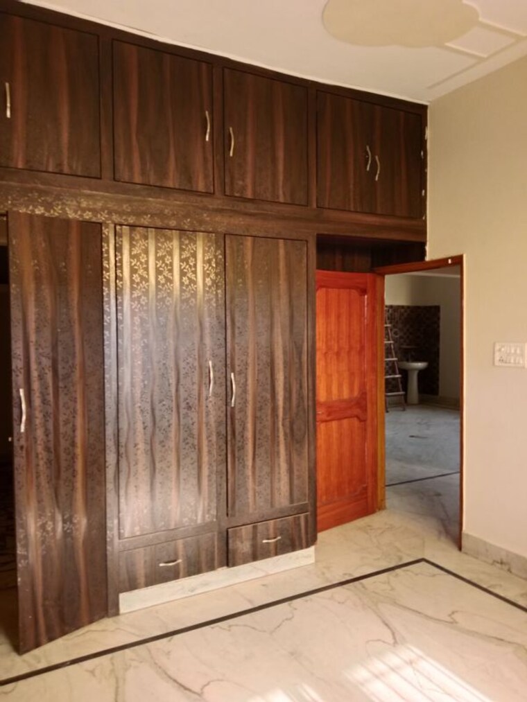 Room, sector 13 3 Bedroom 1937 Sq.Ft. Builder Floor In Sector 13 Panipat 10323210