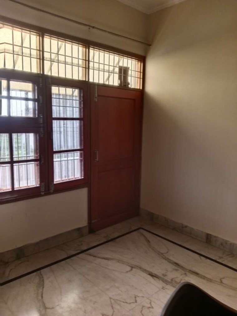 Room, sector 13 3 Bedroom 1937 Sq.Ft. Builder Floor In Sector 13 Panipat 10323210