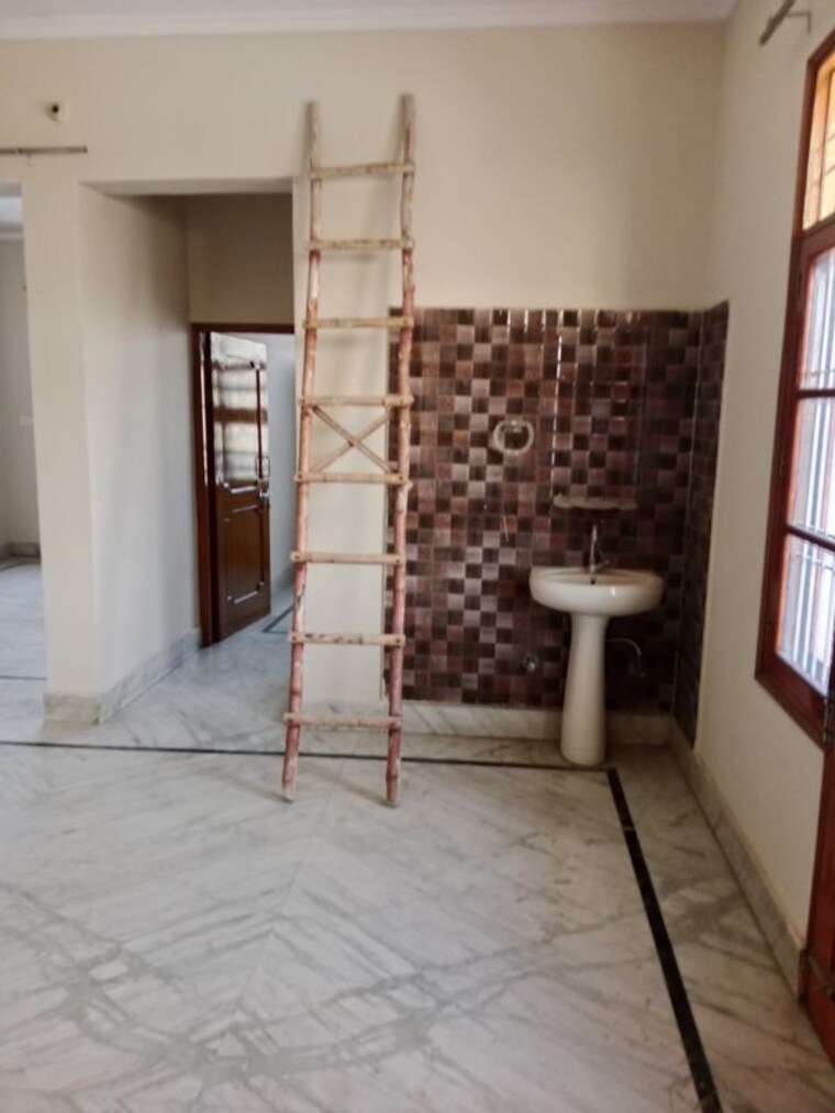 Living Room, sector 13 3 Bedroom 1937 Sq.Ft. Builder Floor In Sector 13 Panipat 10323210