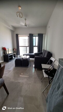 2 BHK + Pooja Room Apartment For Sale in Sheth Auris Bliss