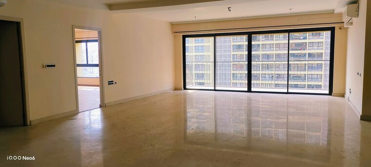 Room, ambuja-neotia-utalika-the-condoville 4 Bedroom 4046 Sq.Ft. Apartment In Mukundapur Kolkata 10322617