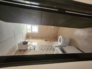 Furnished Amenities in 2.5 BHK Builder Floor at Signature Global Park 4 and 5, Sohna Sector 36 – for Rent