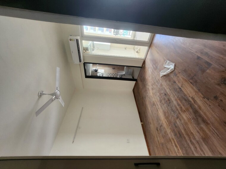 Room, signature-global-park-4-and-5 2.5 Bedroom 1181 Sq.Ft. Builder Floor In Sohna Sector 36 Gurgaon 10323342