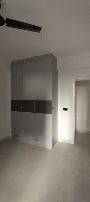 3 BHK Apartment For Rent in Pareena The Elite Residences, Sector 99