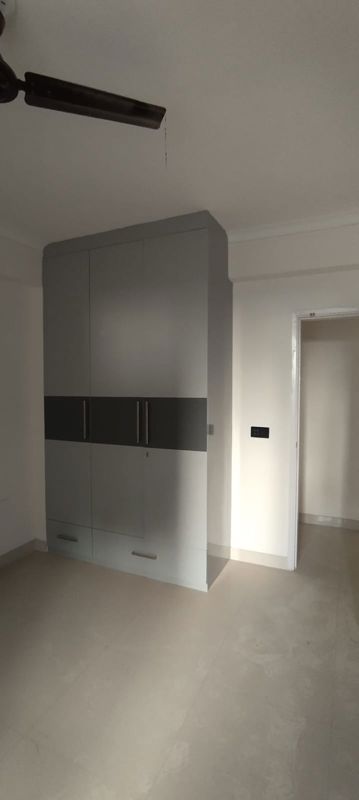 3 BHK + Pooja Room,Servant Room,Study Room,Extra Room,Store Room Apartment For Rent in Pareena The Elite Residences