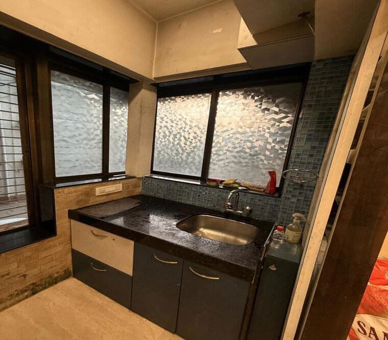 Kitchen, sion 2 Bedroom 650 Sq.Ft. Apartment In Sion Mumbai 10323401