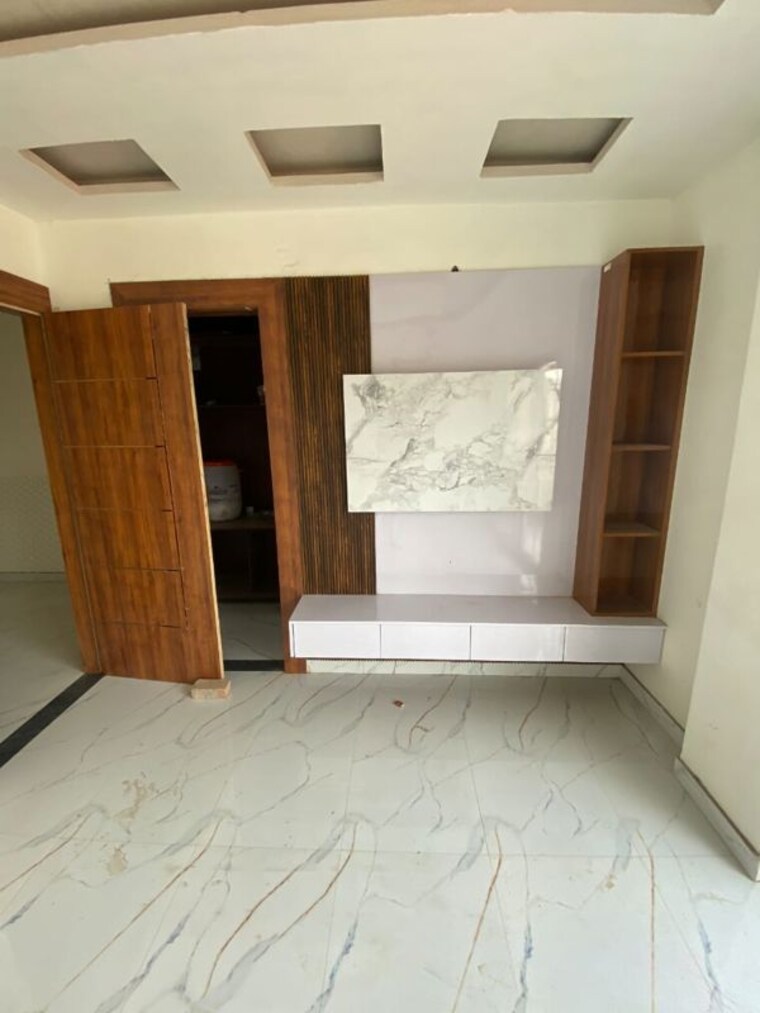Bedroom, oasis-homes 4 Bedroom 1850 Sq.Ft. Apartment In Sadullapur Greater Noida 10323396