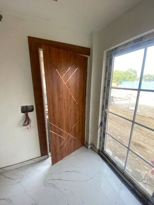 Room in 4 BHK Apartment at Oasis Homes, Sadullapur – for Sale