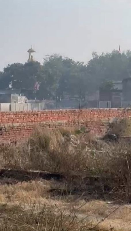Plot For Sale in Chhatikara