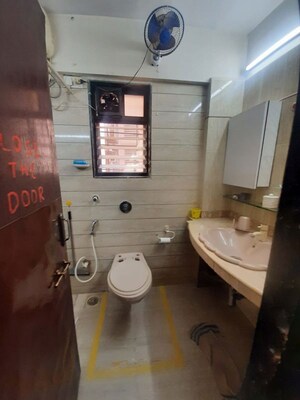 Team Area in 3 BHK Apartment at Gokuldham Colony – for Sale