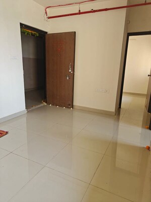 Furnished Amenities in 3 BHK Apartment at Runwal Garden City, Balkum Pada – for Rent