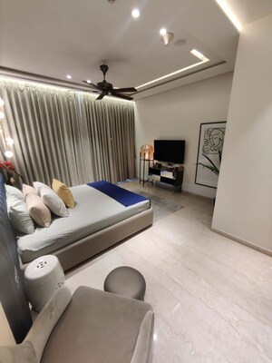 Room in 3 BHK Apartment at Omkar 1973, Worli – for Rent