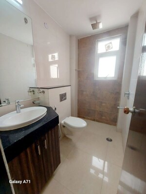 Bathroom in 3 BHK Builder Floor at Green Wood City, Sector 45 – for Rent
