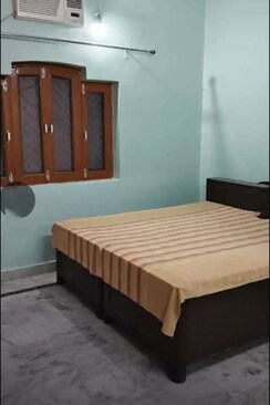 2 BHK + Pooja Room Independent House For Rent in Gomti Nagar