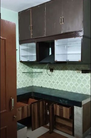 Kitchen in 2 BHK Independent House at Gomti Nagar – for Rent