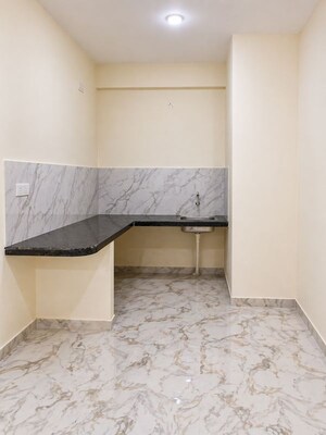 Kitchen in 1.5 BHK Independent House at Arjan Garh – for Rent