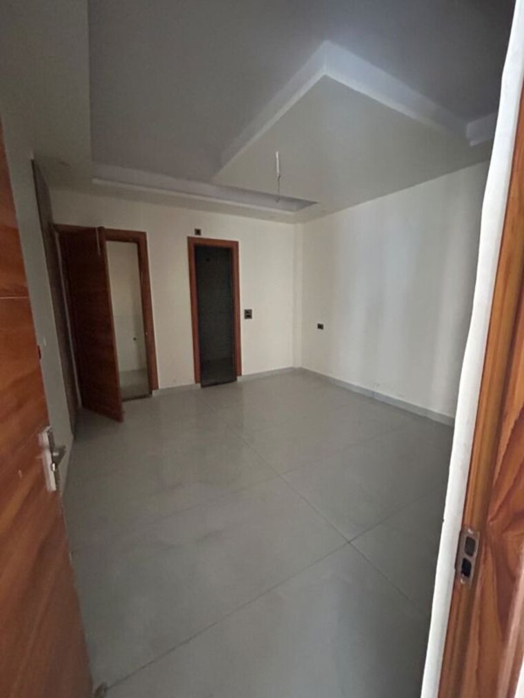Room, swaran jayanti puram 3 Bedroom 150 Sq.Mt. Builder Floor In Swaran Jayanti Puram Ghaziabad 10323474