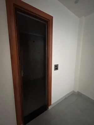 Room in 3 BHK Builder Floor at Swaran Jayanti Puram – for Sale