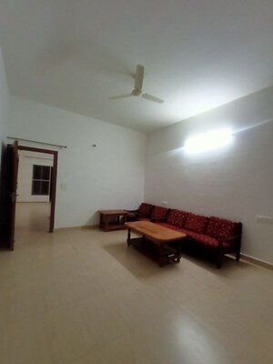Living Room in 2 BHK Independent House at Sector 15 – for Rent