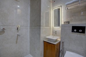 Bathroom in 1 BHK Builder Floor at DLF City Phase III, Sector 24 – for Rent