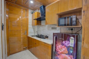 Kitchen in 1 BHK Builder Floor at DLF City Phase III, Sector 24 – for Rent