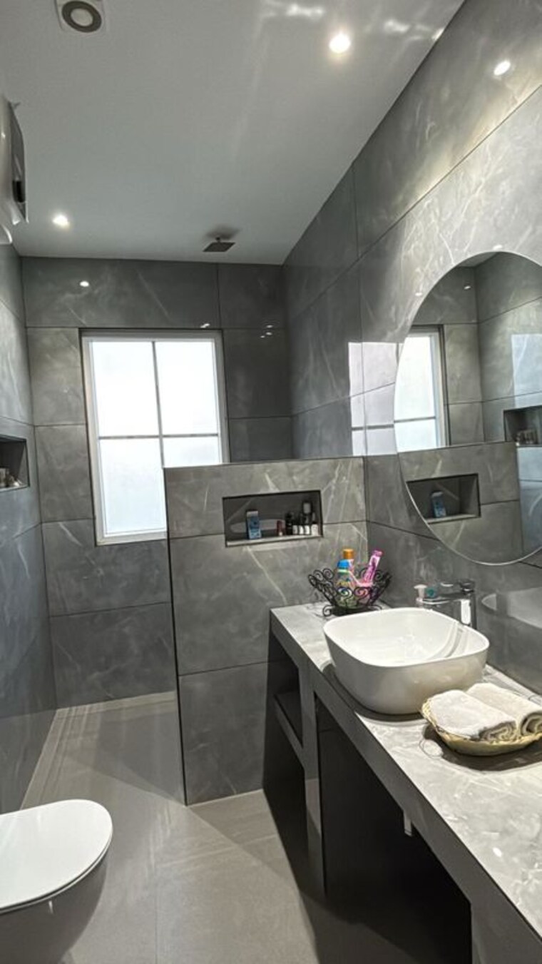 Team Area, green-wood-city 2 Bedroom 1600 Sq.Ft. Builder Floor In Sector 45 Gurgaon 10323519