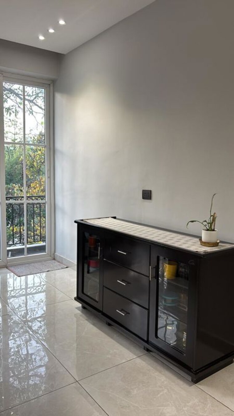 Kitchen, green-wood-city 2 Bedroom 1600 Sq.Ft. Builder Floor In Sector 45 Gurgaon 10323519