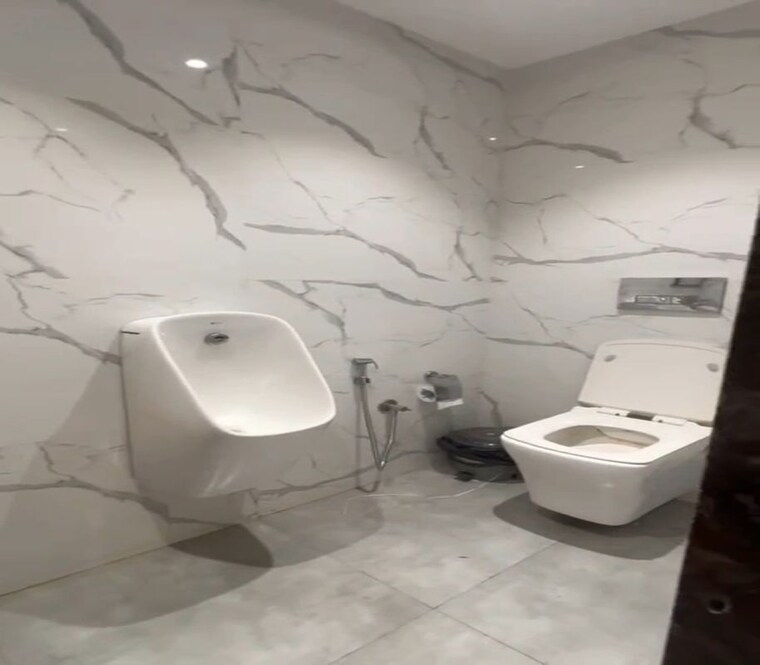 Bathroom, kohinoor-square-altissimo Commercial Office Space 900 Sq.Ft. In Dadar West Mumbai 10323530