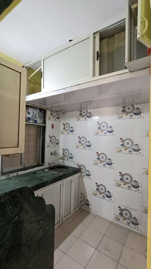 Kitchen in 1.5 BHK Apartment at Govandi West – for Rent