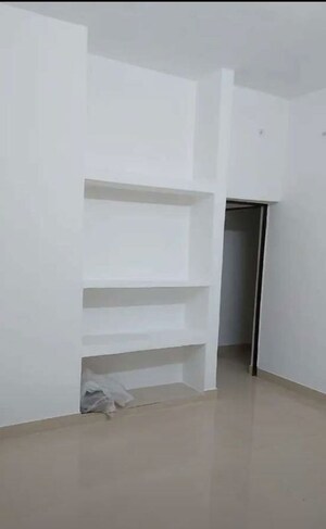 Room in 2 BHK Independent House at Gomti Nagar – for Rent