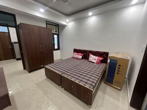 Bedroom in 1 BHK Builder Floor at DLF City Phase IV, Dlf Phase iv – for Rent