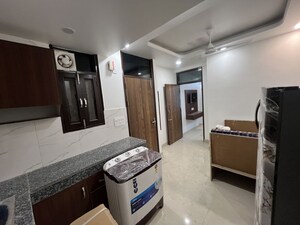 Kitchen in 1 BHK Builder Floor at DLF City Phase IV, Dlf Phase iv – for Rent