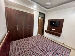 Bedroom in 1 BHK Builder Floor at DLF City Phase IV, Dlf Phase iv – for Rent