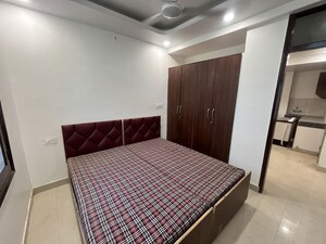 Bedroom in 1 BHK Builder Floor at DLF City Phase IV, Dlf Phase iv – for Rent