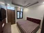 1 BHK 750 Sq.Ft. Builder Floor in DLF City Phase IV