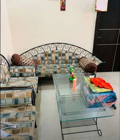 2 BHK + Extra Room Apartment For Rent in Hazratganj