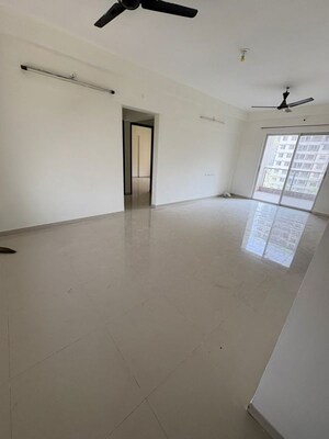 Room in 3 BHK Apartment at Sharada Alliance Paritosh, Balewadi – for Rent