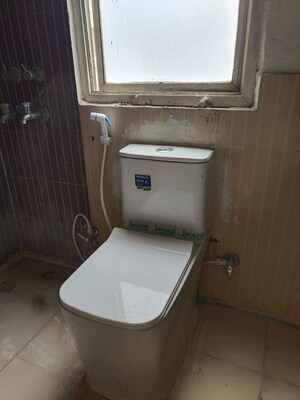 Bathroom in 2 BHK Apartment at Nimbus Express Park View, Chi V Greater Noida – for Rent