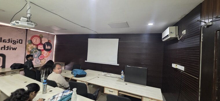 Team Area, pandri Commercial Office Space 1600 Sq.Ft. In Pandri Raipur 10323603