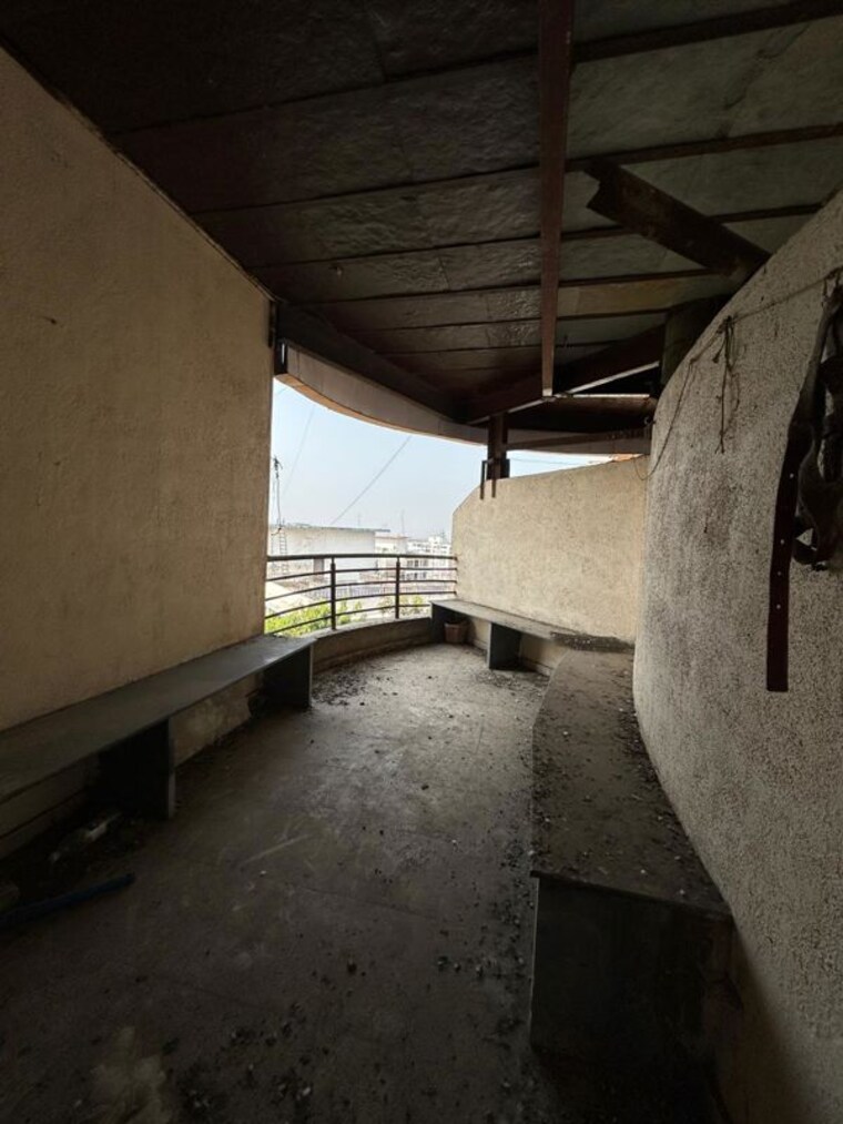 Balcony, wanowrie 3 Bedroom 1600 Sq.Ft. Apartment In Wanowrie Pune 10323652
