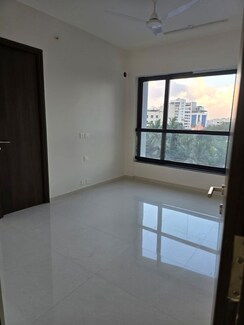 3 BHK + Pooja Room,Servant Room,Study Room,Extra Room,Basement,Store Room Apartment For Rent in Kalpataru Mugnus
