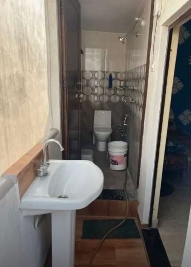 Bathroom, gomti nagar 2 Bedroom 1450 Sq.Ft. Villa In Gomti Nagar Lucknow 9623490
