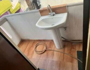 Attached Bathroom in 2 BHK Villa at Gomti Nagar – for Rent